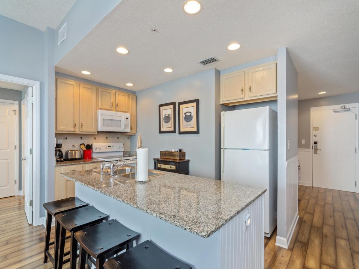 Sterling Reef 1904, 2 Bedroom, Penthouse, Beach Front, Pool, Sleeps 6 Apartment *