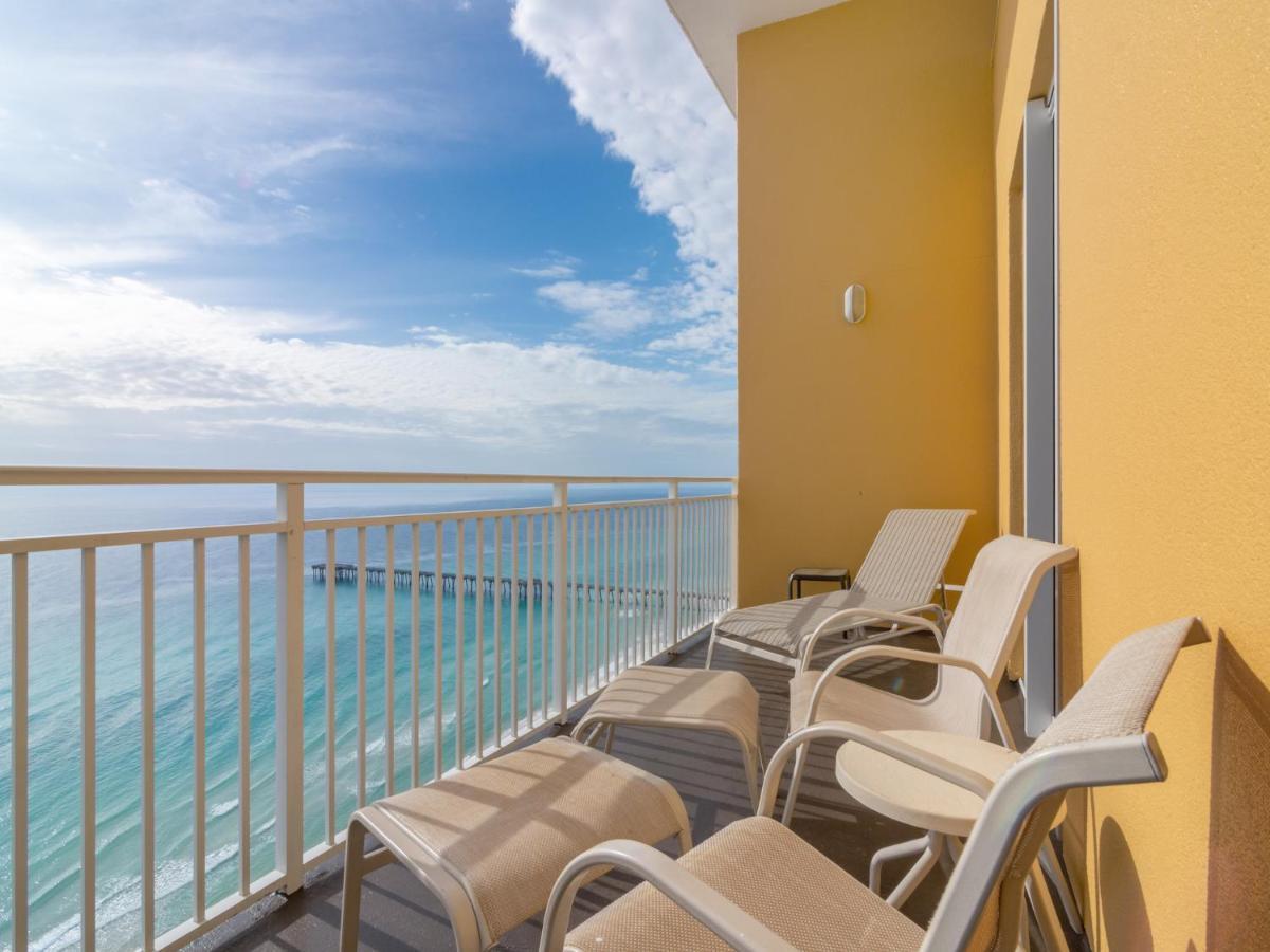 Sterling Reef 1904, 2 Bedroom, Penthouse, Beach Front, Pool, Sleeps 6 Apartment
